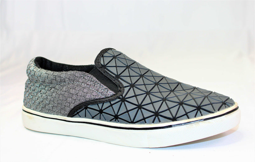 Sneakers / Athleisure
